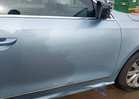 2012 Volkswagen Passat 2.5L Sel Premium z USA, uszkodzony, nr VIN 1VWCP7A35CC091213